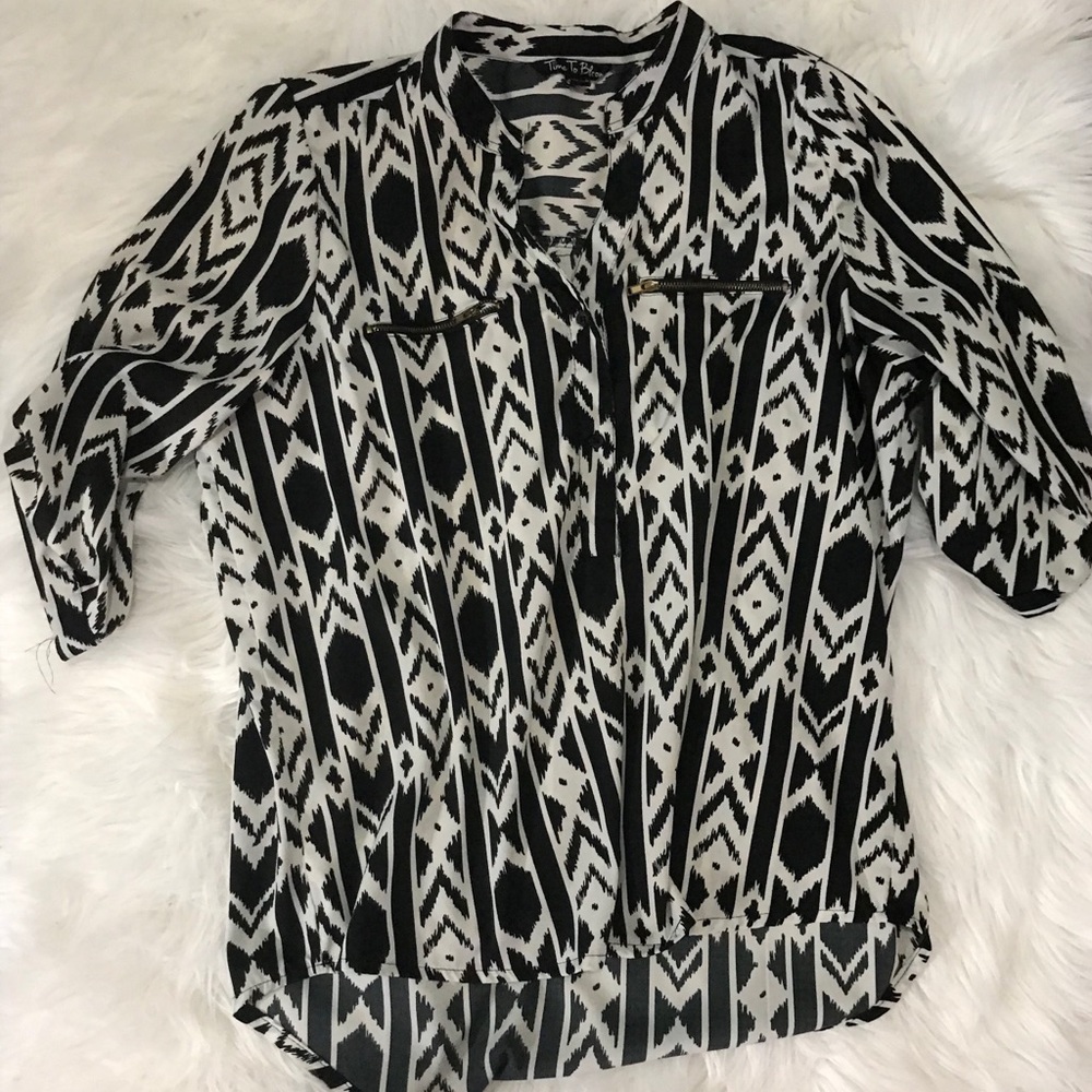Black & White dressy shirt